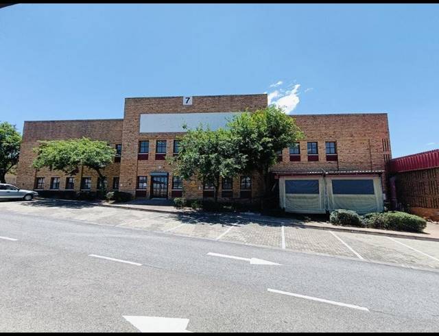 INDUSTRIAL PROPERTY TO RENT IN PAULSHOF